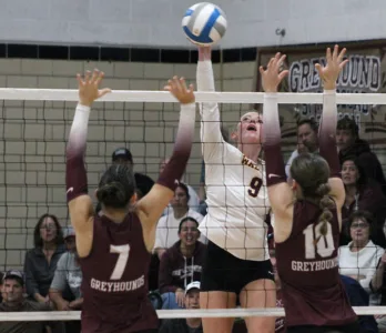 Kenley keeps Guetter girls attack going